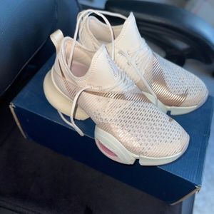 Nike Air Zoom SuperRep Guava Ice Red Bronze BQ7043-892 Women's Size 7 Men's 5.5